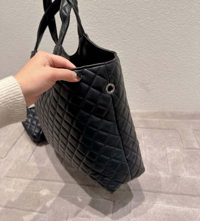 SAINT LAURENT ICARE SHOPPING BAG IN QUILTED LAMBSKIN BLACK SILVER 40CM