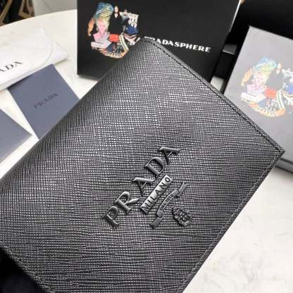 PR SAFFIANO MONOCHROME FLAP SMALL WALLET FULL BLACK 10CM 1MV204 QWA F0002