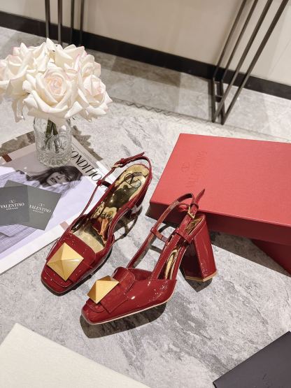 Valentino 25 Slingback High Heels Patent Leather