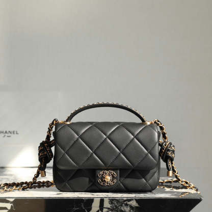 CC  Mini Flap Bag 18 Black Lambskin
