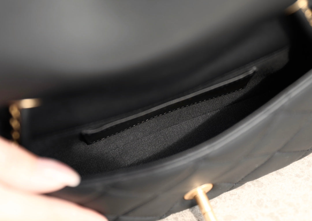 CC  Mini Flap Bag 18 Black Lambskin