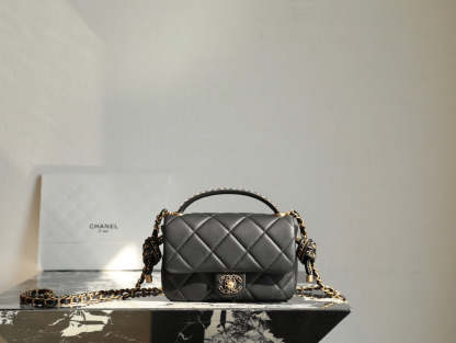 CC  Mini Flap Bag 18 Black Lambskin