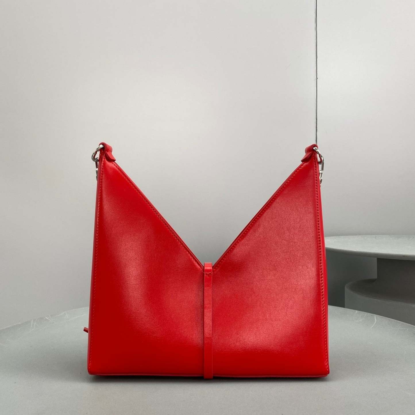 gv Small Cut Out Bag Red For Women, Handbags, Shoulder Bags 10.6in/27cm GVC 