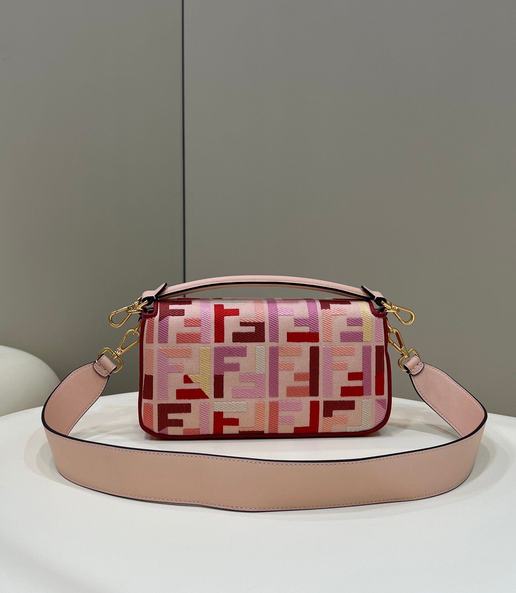 FI Baguette Bag From Lunar New Year Limited Capsule Collection Multicolor For Women, Women’s Handbags, Shoulder And Crossbody Bags 10.6in/27cm FF 8BR600