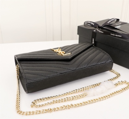 YSL CASSANDRE MATELASSÉ CHAIN WALLET IN GRAIN DE POUDRE EMBOSSED BLACK GOLD 22CM 377828BOW011000