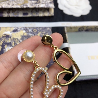 CC HEART GOLD EARRINGS