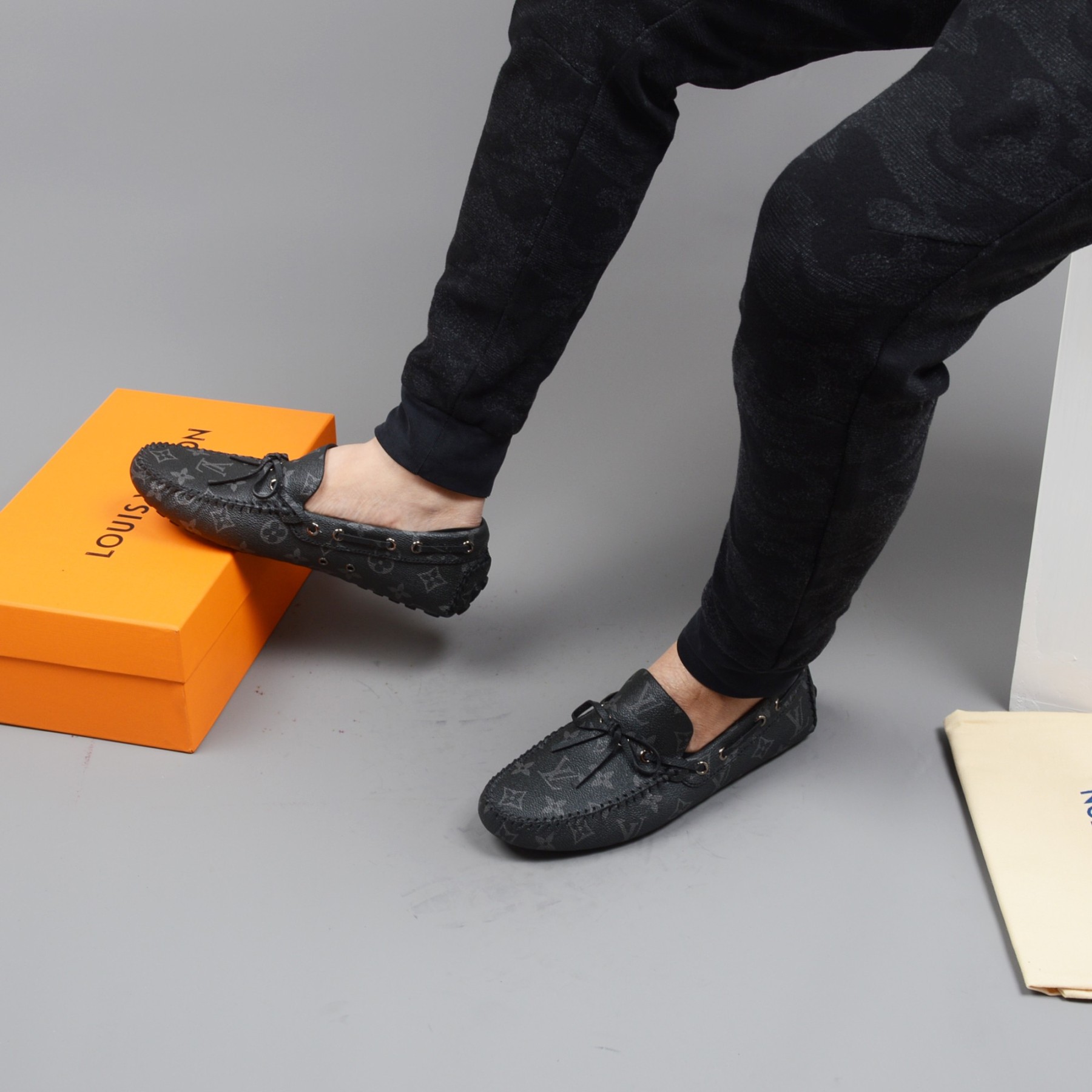 LUV MOCCASIN LOAFERS BLACK VIRGIL ABLOH