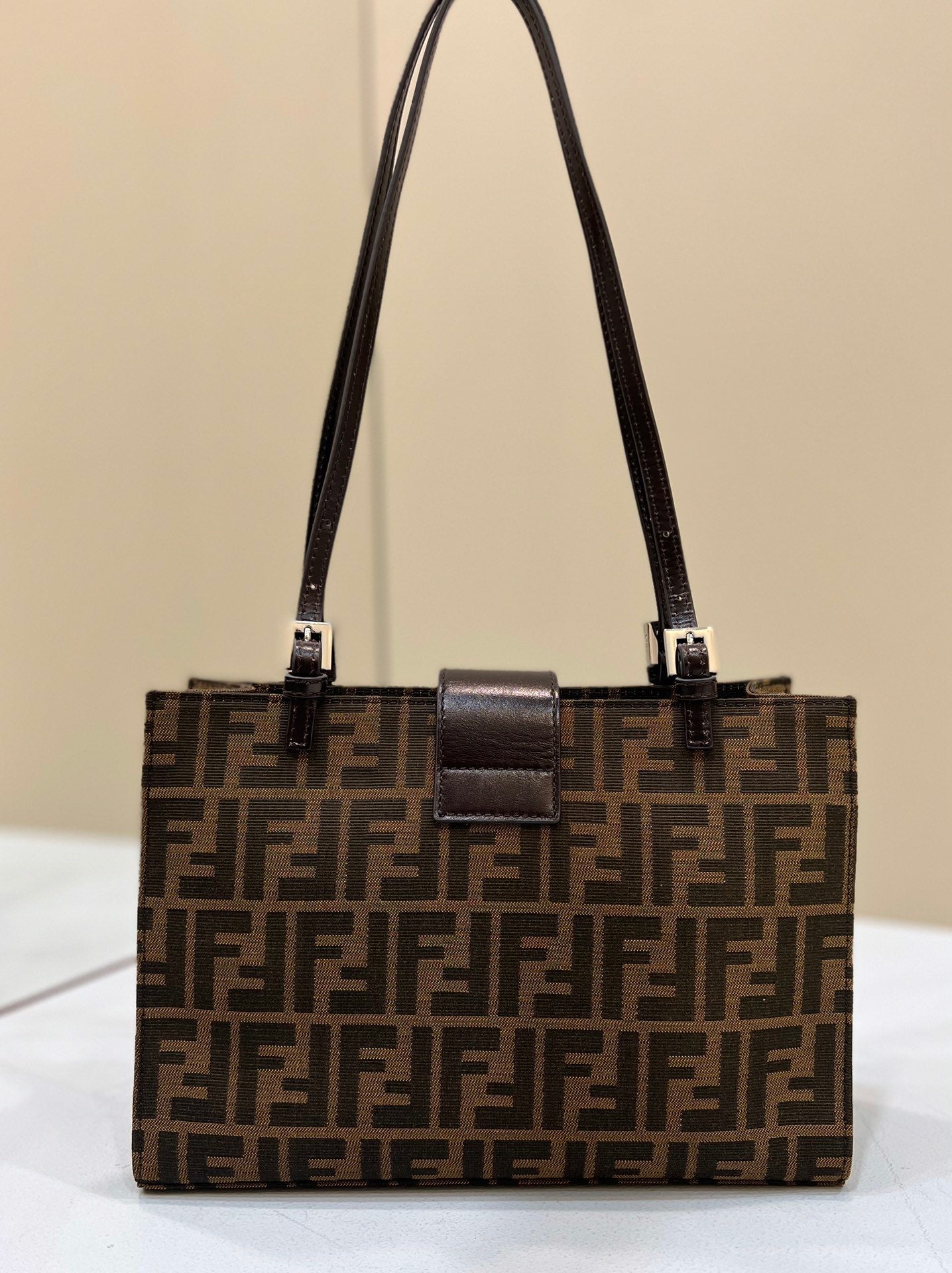 FI Baguette Tote Brown For Woman 11in/28cm