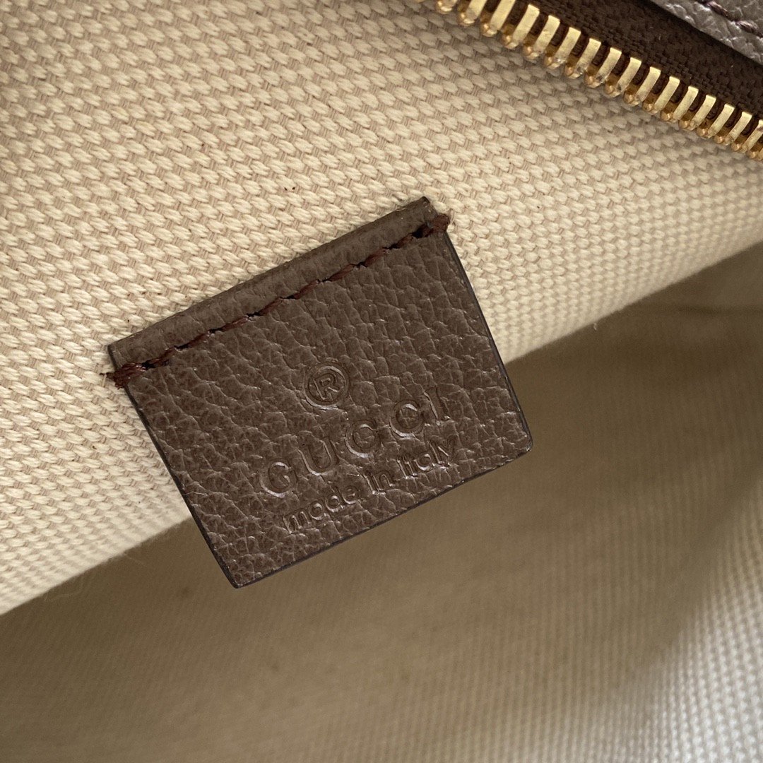 gg Round Shoulder Bag With Double G Beige And Ebony Supreme Canvas With Stripes And Flames Print Brown For Women 7,5in/19cm ‎574978 UQHNE 9885