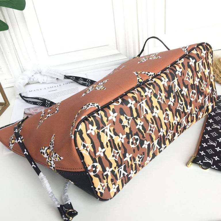 LUV NEVERFULL MM MONOGRAM GIANT JUNGLE BLACK CARAMEL