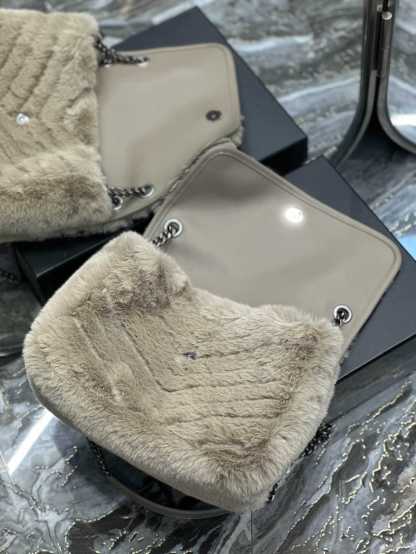 YSL NIKI MEDIUM CHAIN BAG IN SHEARLING BROWN 63318728B361426