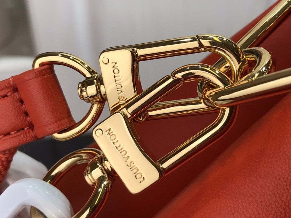 LUV COUSSIN PM 26CM TERRACOTTA BROWN