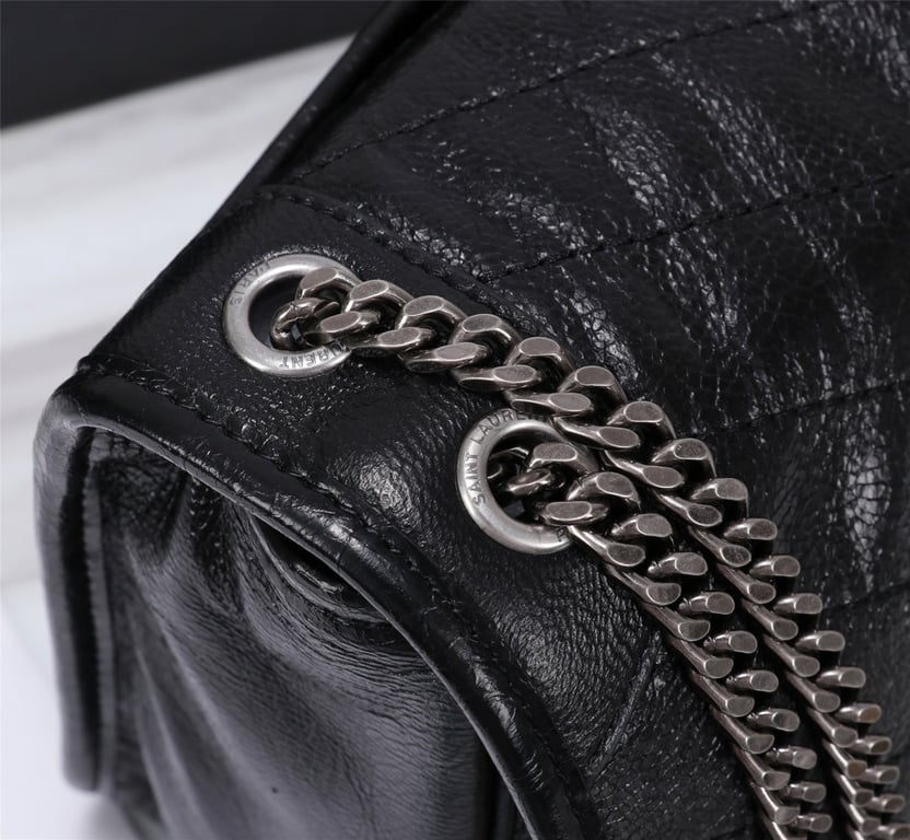 SAINT LAURENT NIKI BABY CHAIN BAG IN CRINKLED VINTAGE BLACK NOIR 21CM 6331600EN041000