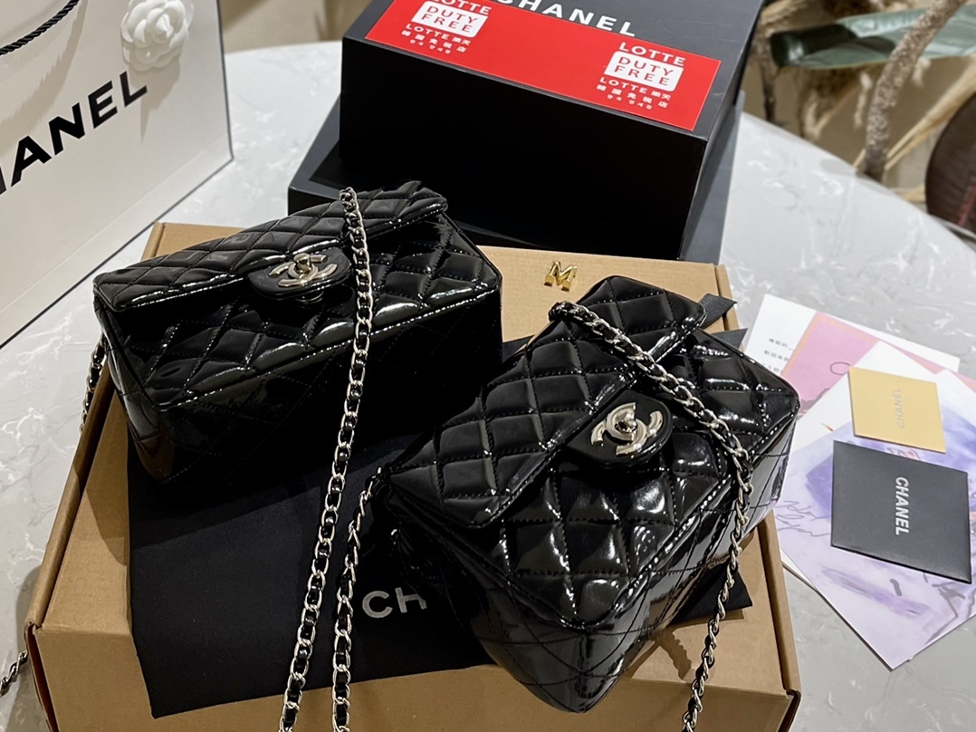 CC MINI RECTANGULAR FLAP BAG PATENT BLACK 18CM