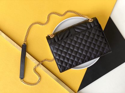 YSL ENVELOPE MEDIUM CHAIN BAG IN SUPPLE MATELASSÉ LEATHER BLACK GOLD 24CM 6001850O7S11000