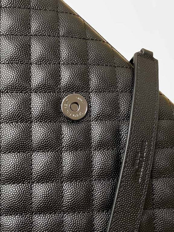 SAINT LAURENT ENVELOPE MEDIUM CHAIN BAG IN MIX MATELASSE GRAIN DE POUDRE EMBOSSED BLACK NOIR 24CM