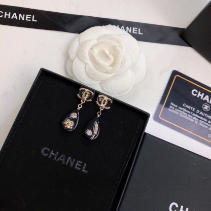 CC CC BLACK EARRINGS