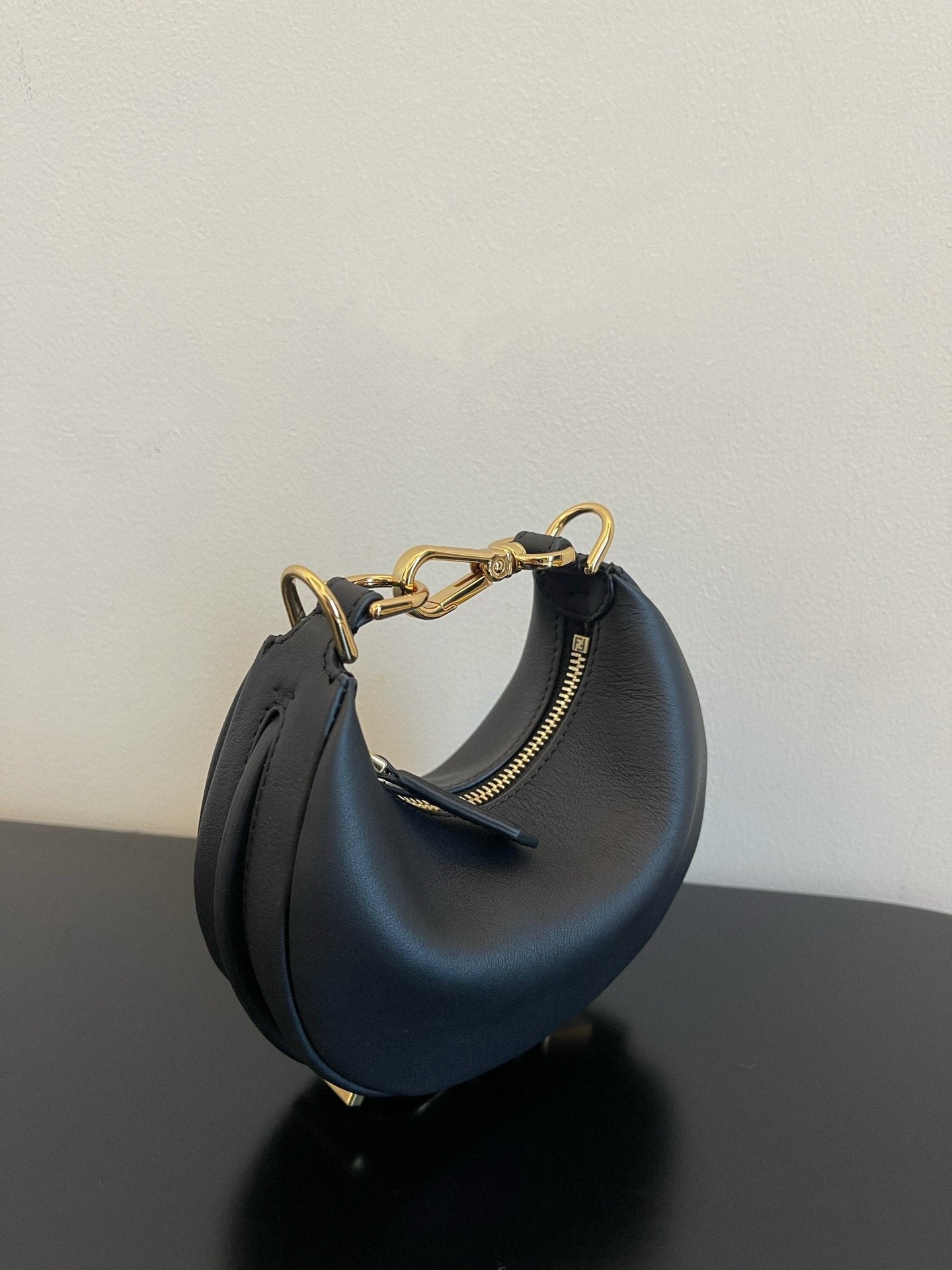 FI Nano FIgraphy Black For Women, Women’s HandBags 6.7in/17cm FF 8BR798A5DYF1HEJ