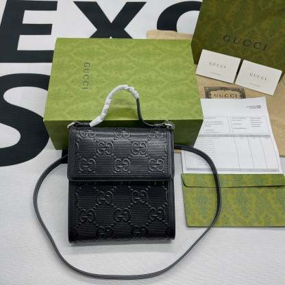 gg Embossed Messenger Bag Black gg Embossed For Men 8.1in/20.5cm gg 625782 1W3AN 1000465