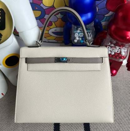 HM KELLY EPSOM CK10 CREAMY WHITE SILVER HARDWARE 25CM