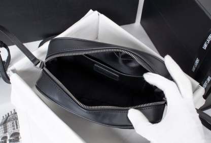 SAINT LAURENT LOU CAMERA BAG IN QUILTED BLACK SILVER LEATHER 23CM