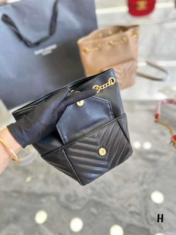 SAINT LAURENT JOE MINI BUCKET BAG IN QUILTED LAMBSKIN BLACK 19CM 7016311EL071000