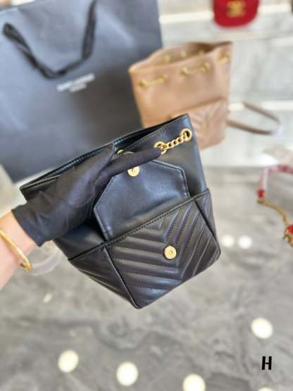 SAINT LAURENT JOE MINI BUCKET BAG IN QUILTED LAMBSKIN BLACK 19CM 7016311EL071000