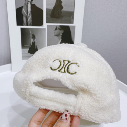 CL AUTUMN AND WINTER HAT GREEN AND WHITE