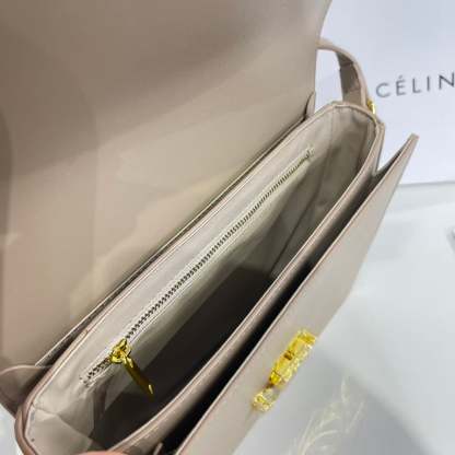 CE TEEN TRIOMPHE BAG IN SHINY CALFSKIN BEIGE 18CM