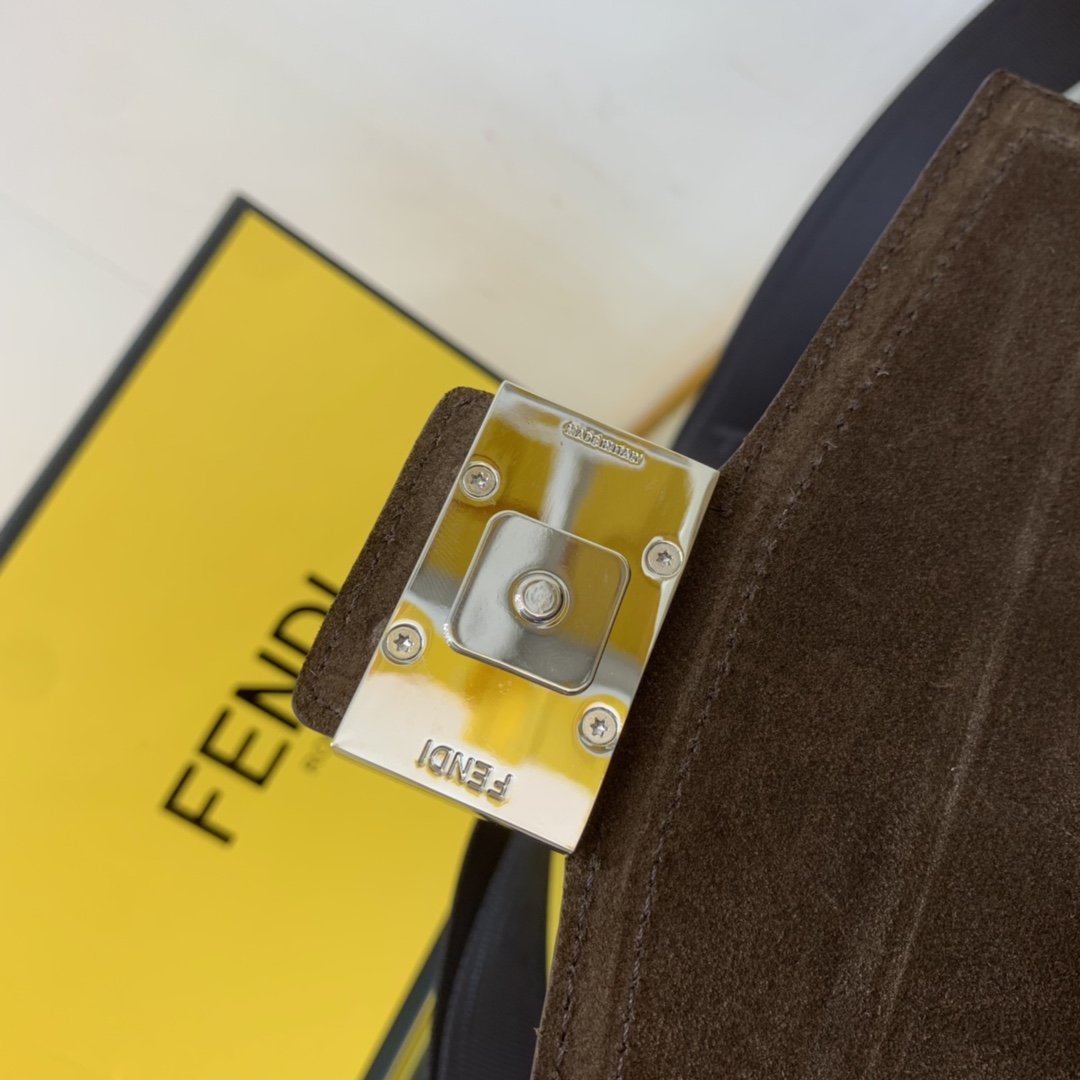 FI Baguette Soft Trunk Mini Dark Brown Bag For Woman 10cm/4in