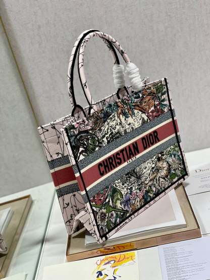 DI Medium Book Tote Multicolor Constellation Embroidery, Multicolor, For Women Women’s Handbags, Shoulder Bags, 36cm CD M1296ZRHP_M884