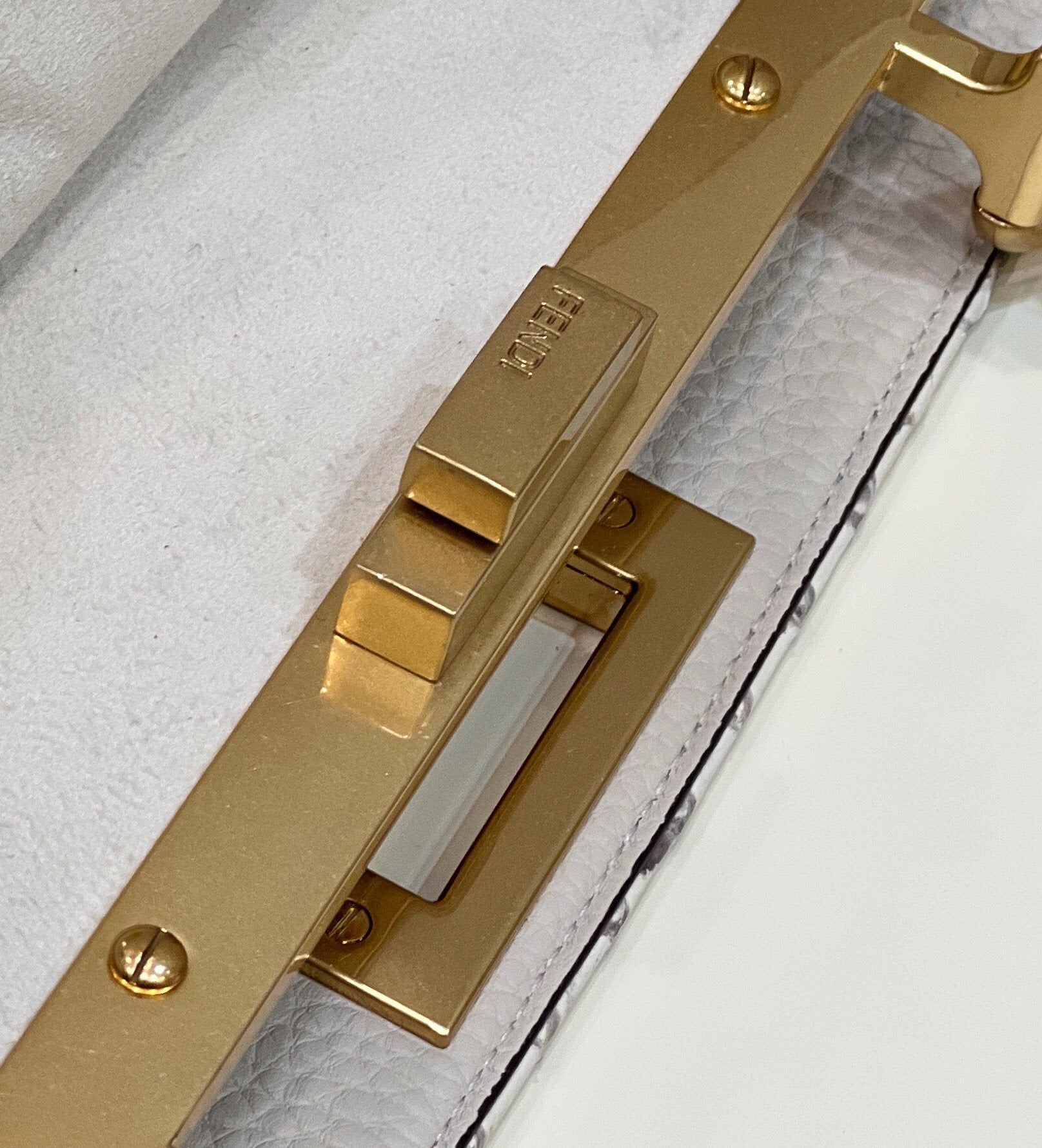 FI Peekaboo ISeeU Medium Ivory For Women, Women’s Handbags, Shoulder Bags 13.1in/33.5cm FF