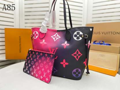 LUV 31CM MM NEVERFULL MIDNIGHT FUCHSIA