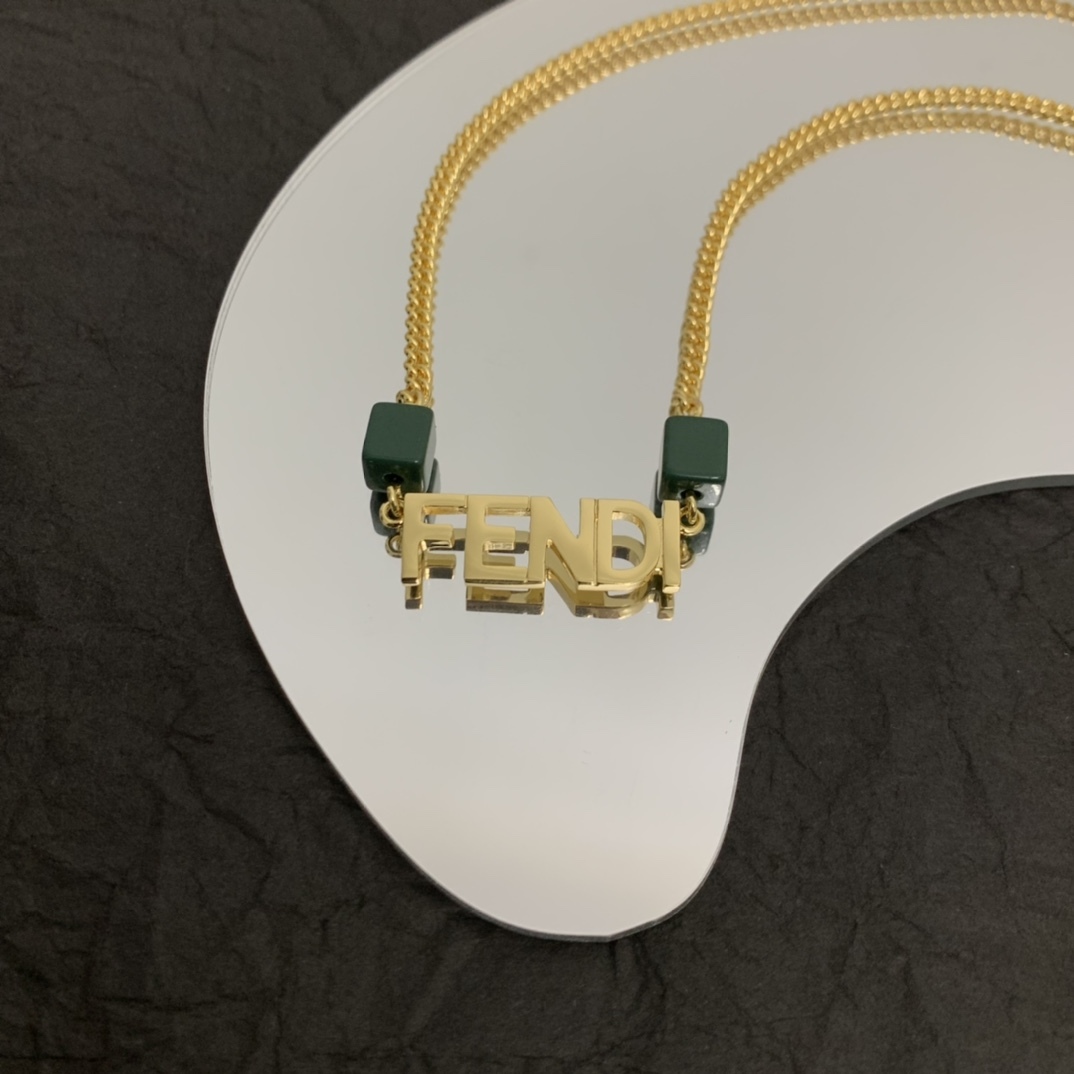FD GOLD NECKLACE