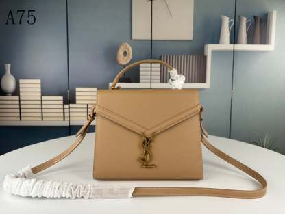 SAINT LAURENT CASSANDRA MEDIUM TOP HANDLE IN GRAIN DE POUDRE EMBOSSED DARK BEIGE 24CM