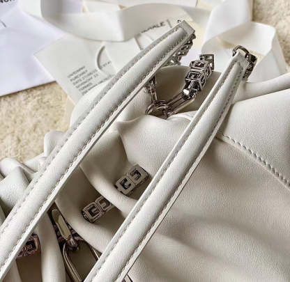 gv Small Kenny Bag Ivory For Women, Handbags, Shoulder Bags 12.6in/32cm BB50MJB1DM-105
