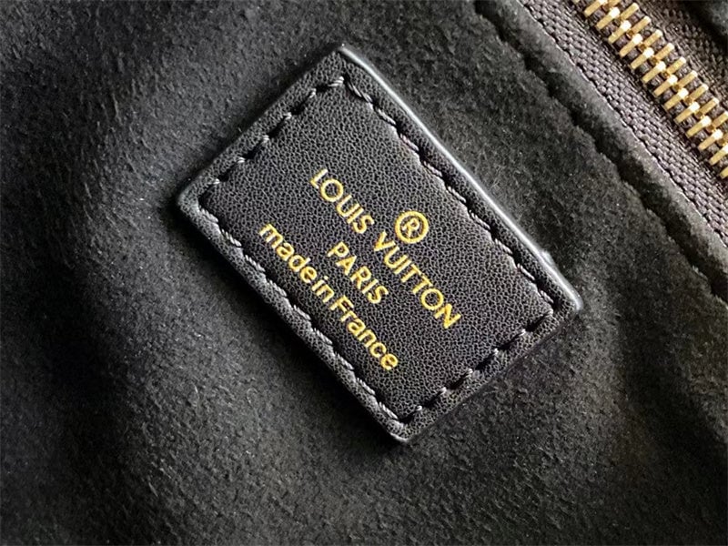 LUV ONTHEGO PM 25CM BLACK