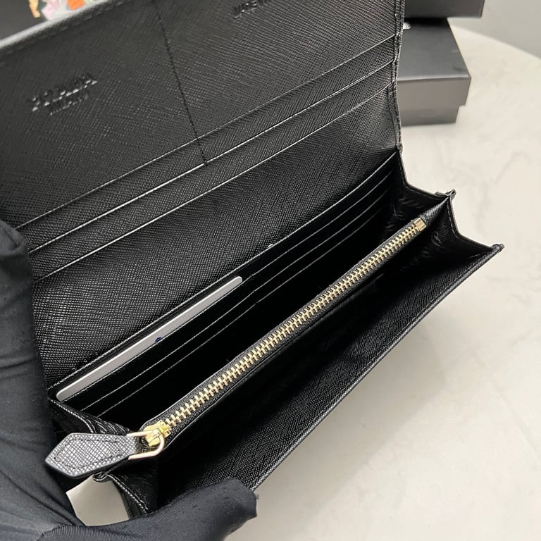 PR SAFFIANO MONOCHROME FLAP LONG WALLET FULL BLACK 19CM 1MH132 ZLP F061H