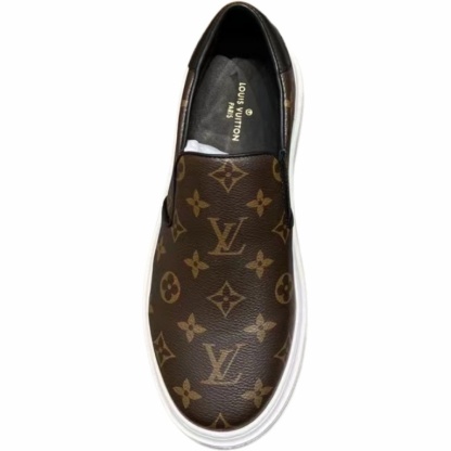 LUV BEVERLY HILLS SLIP ON BROWN