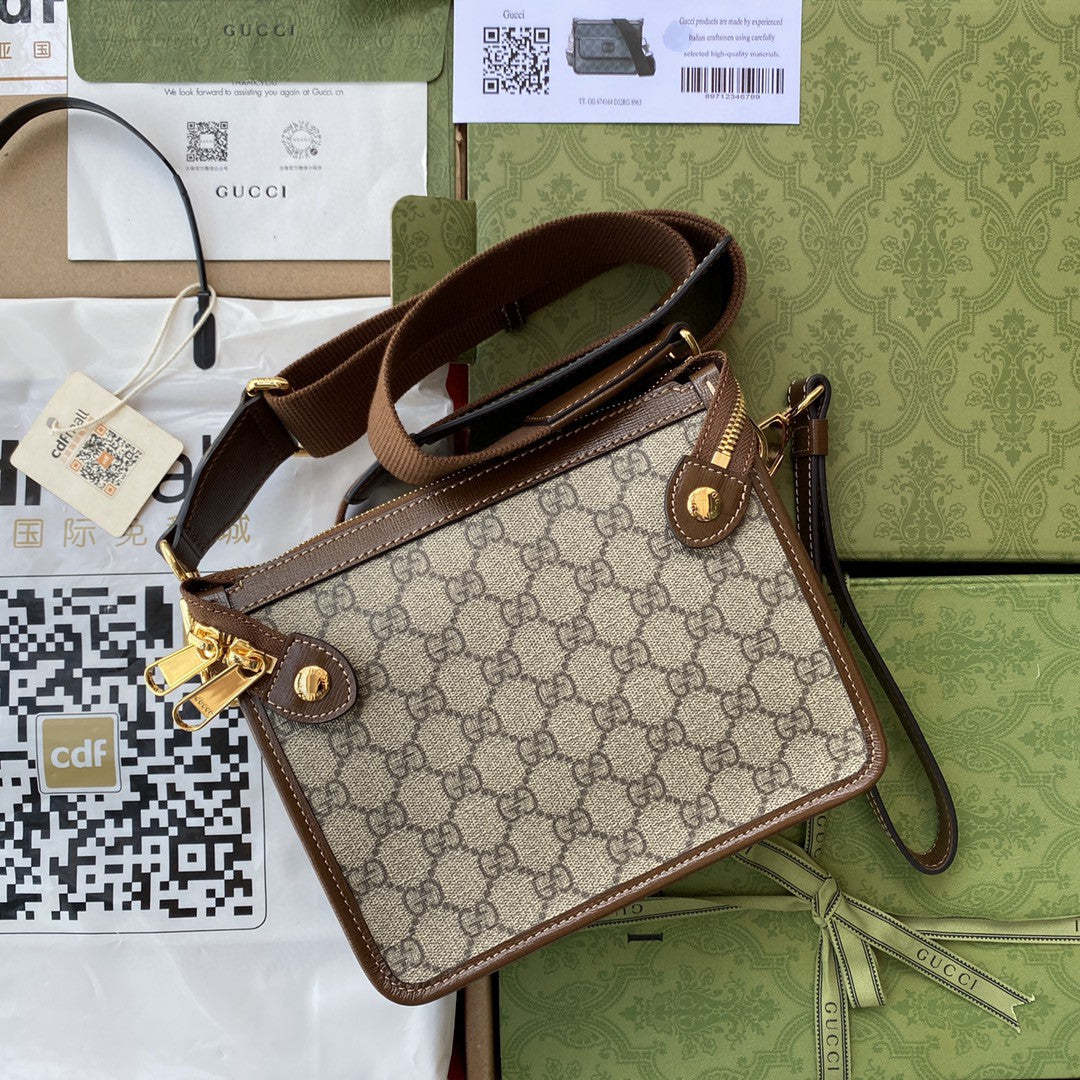 gg Messenger Bag With Interlocking G Beige/Ebony gg Supreme Canvas For Men 8.3in/21cm gg