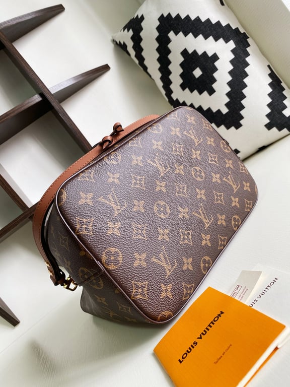 LUV NEONOE MM BROWN