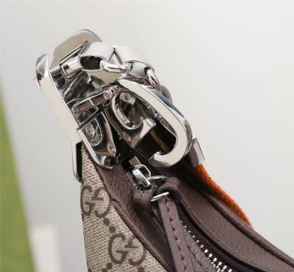 GG GG ATTACHE LARGE SHOULDER BAG 35CM 702823 96GRN 4091