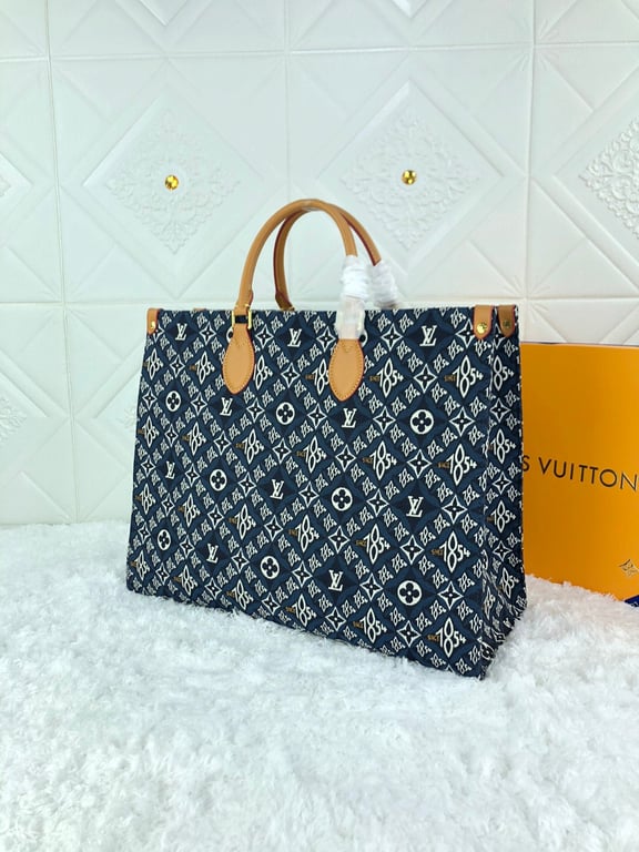 LUV SINCE 1854 ONTHEGO PM 35CM