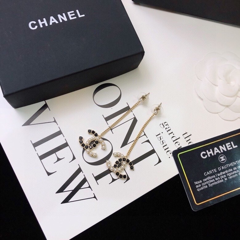 CC CC EARRINGS