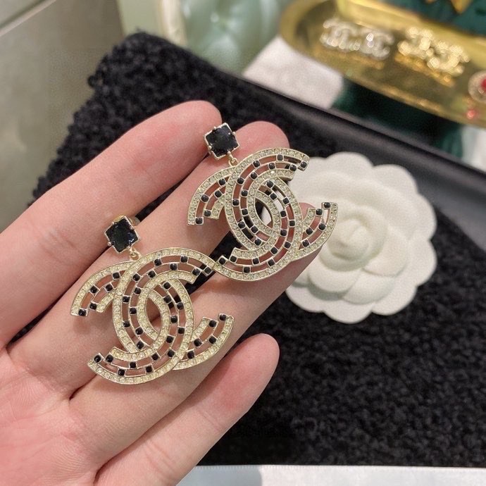 CC CC EARRINGS