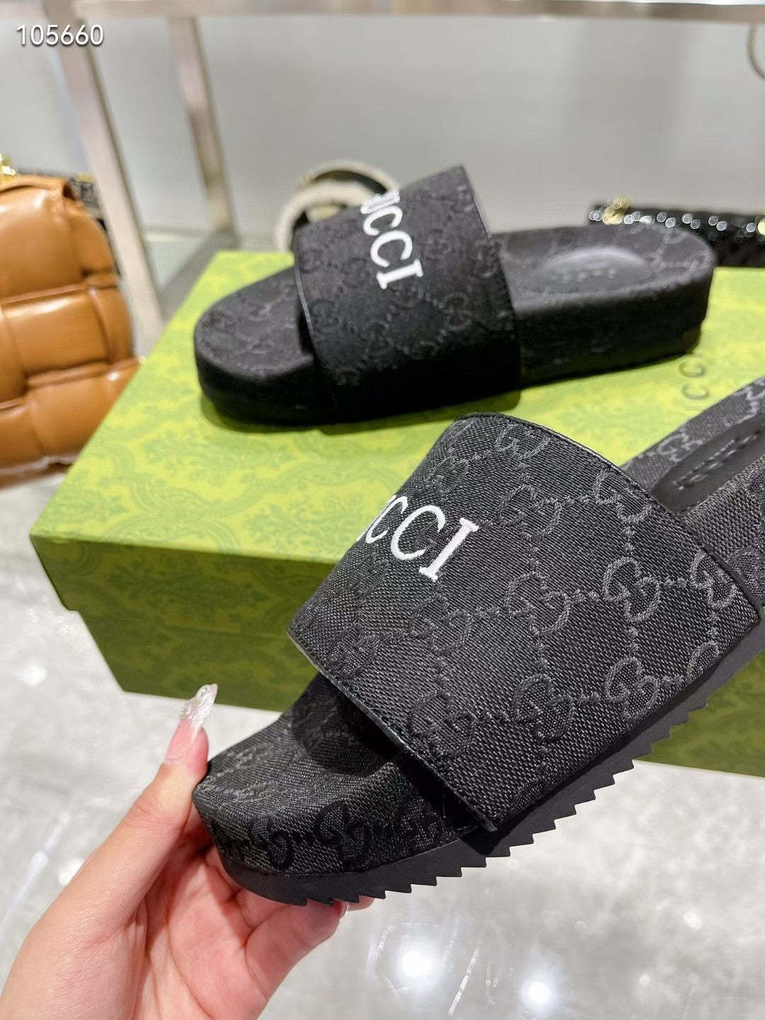 SANDAL GG BLACK SANDAL WOMEN'S GG CANVAS SLIDE