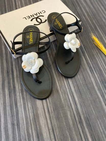 SANDAL CHL JELLY WHITE RUBBER CAMELLIA CC LOGO SANDALS BLACK