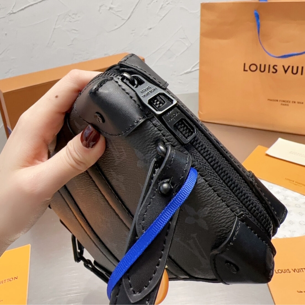 LV SOFT TRUNK MONOGRAM ECLIPSE CANVAS BLACK 23CM M69838