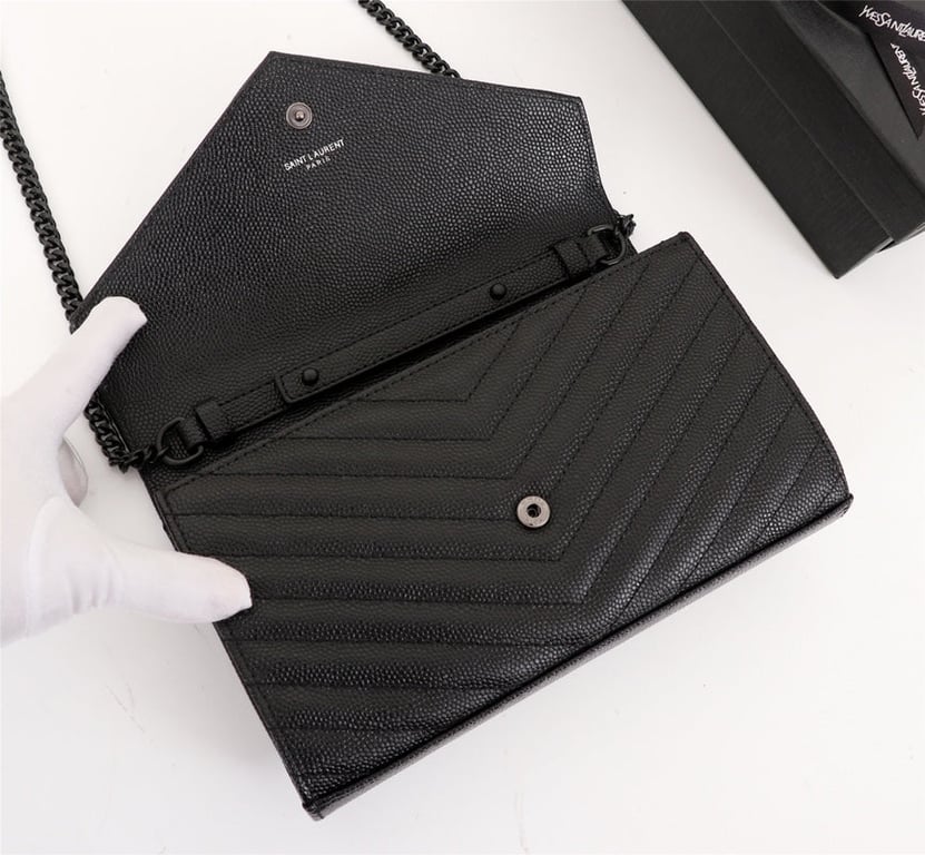 SAINT LAURENT CASSANDRE MATELASSE CHAIN WALLET IN GRAIN DE POUDRE EMBOSSED BLACK NOIR 22CM