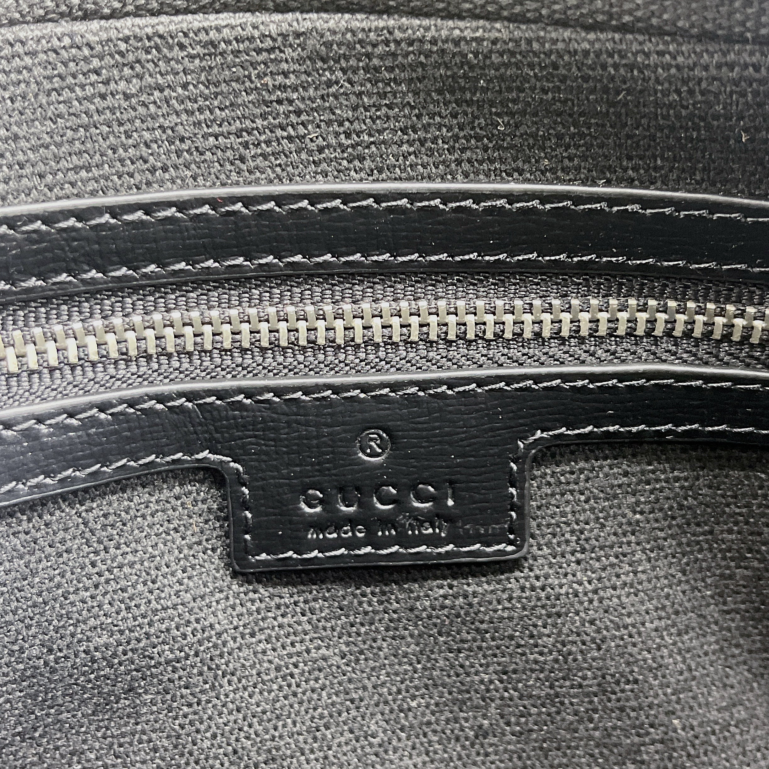 gg Shoulder Bag With Interlocking G Black gg Supreme Canvas For Women  9.6in/24.5cm gg 703468 92THF 1000